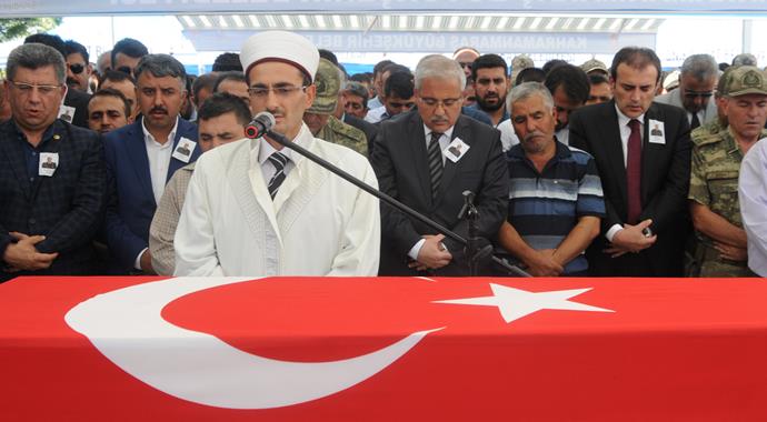 Şehidin abisi haykırdı, imam ağladı