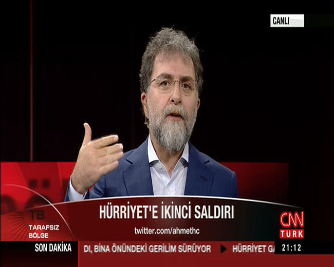 Hürriyet gazetesi binası ikinci kez protesto edildi