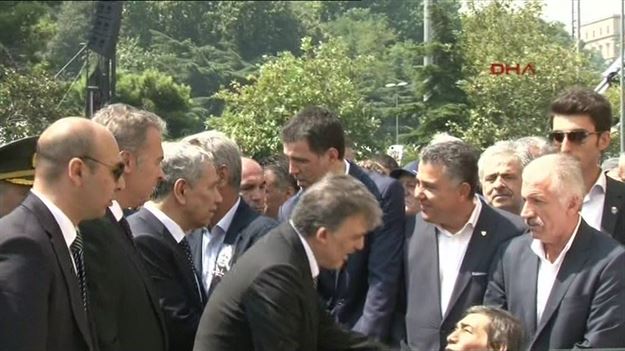 Siyasetçiler Seba'nın cenazesinde bir araya geldi