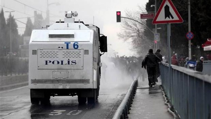 Karagümrük - Eyüpspor taraftar grupları arasında gerginlik