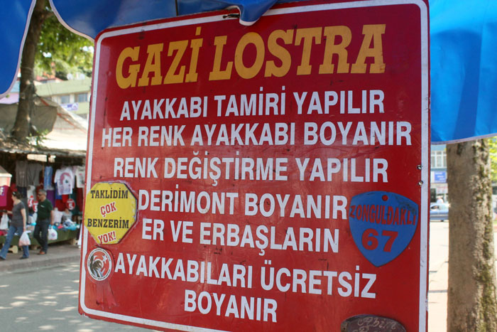 Ayakkabı boyayarak Gazi oldu!