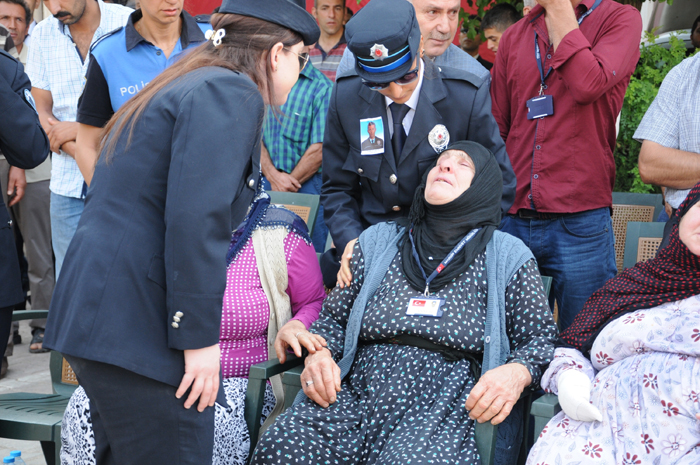 Şehit cenazesinde Kürtçe ağıtlar yakıldı!