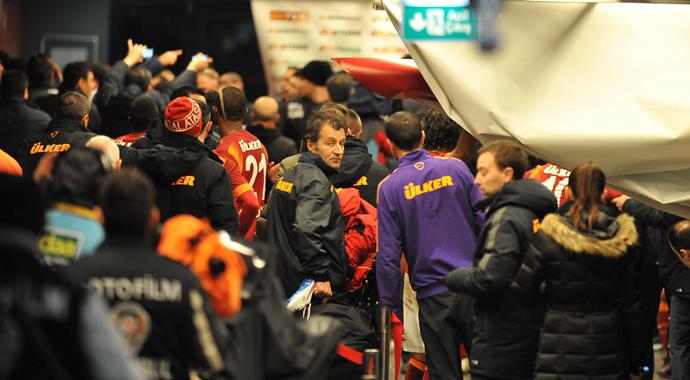 Arena'da koridorlar savaş alanı!