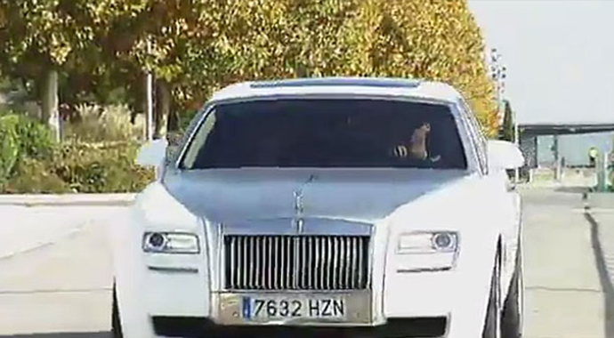 Ronaldo'nun arabası İspanya'da tartışma çıkardı!