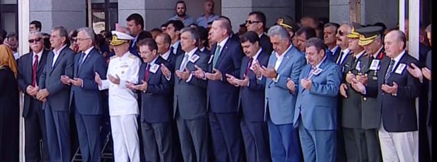 Şehide dualarla veda edildi!