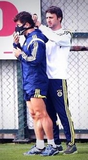 Emre idmana bu halde çıktı!