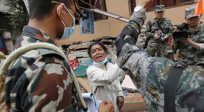 Nepal'deki depremde ölü sayısı 6 bini aştı