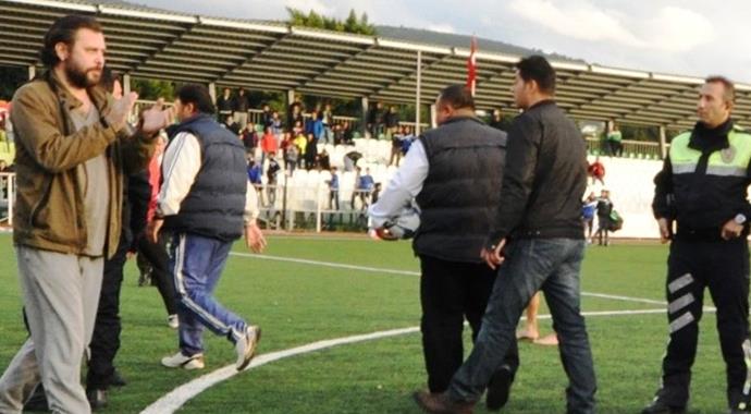 Nejat İşler'e polis engeli