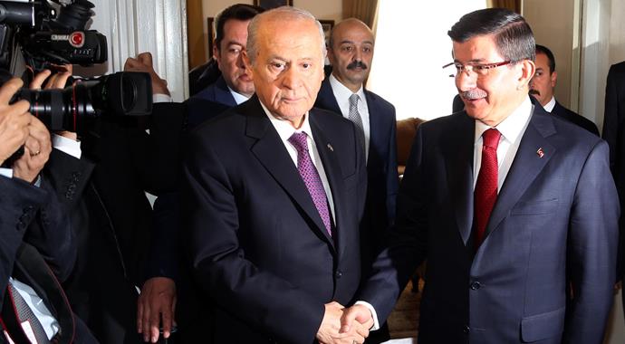 Davutoğlu-Bahçeli görüşmesi 1 saat 45 dakika sürdü