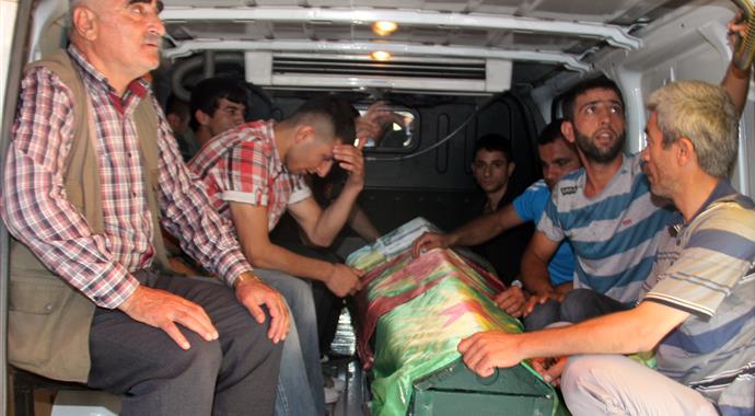 PKK, yandaşları Adli Tıp'a saldırdı