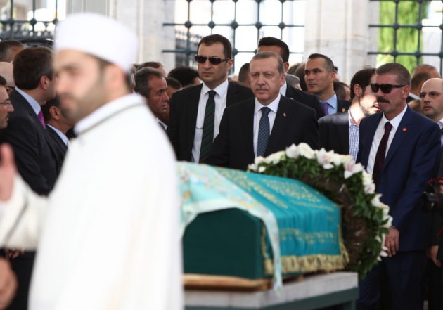 Erdoğan, Tulu Gümüştekin'in cenazesine katıldı