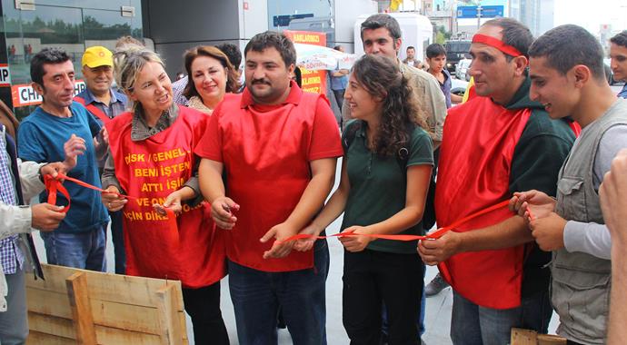 CHP'li belediyenin kovduğu işçiler 'Direniş Çay Bahçesi' açtı