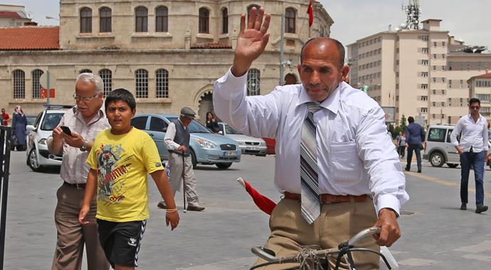 Bağımsız adaydan ilginç vaatler