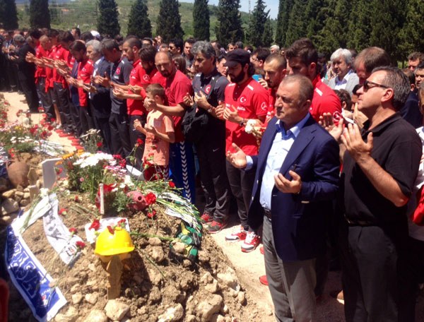TFF heyeti ve Milli Takım Soma'da