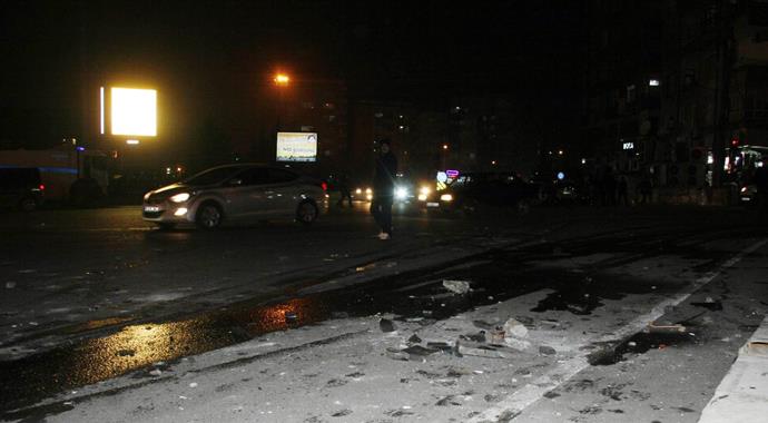 Diyarbakır'da polise bombalı saldırı