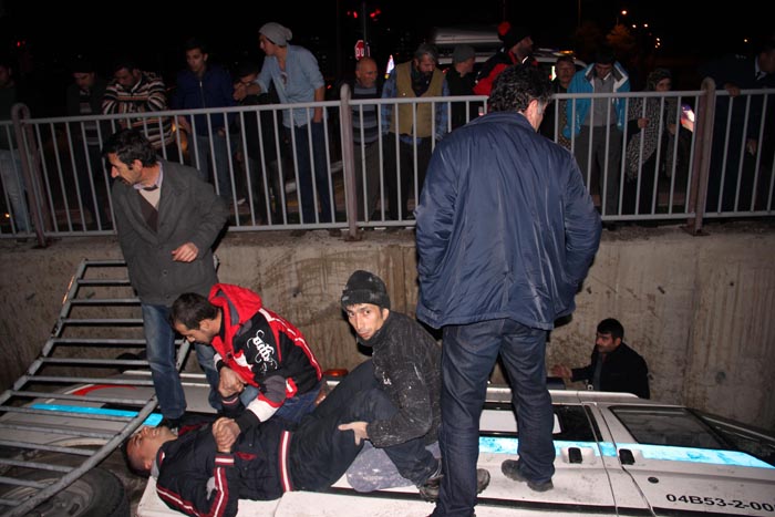 Kayseri'de askeri ambulans kanal uçtu, 1 şehit var