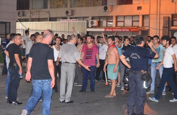 Antalya'da MHP'liler HDP'li diye MHP'liyi dövdü