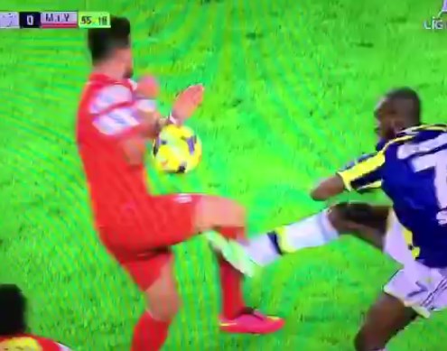 Yine F.Bahçe yine penaltı itirazı