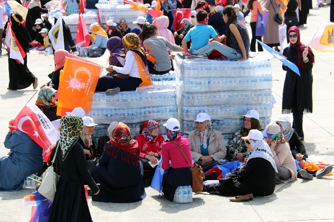 Maltepe'de meydan dolmaya başladı, işte son durum