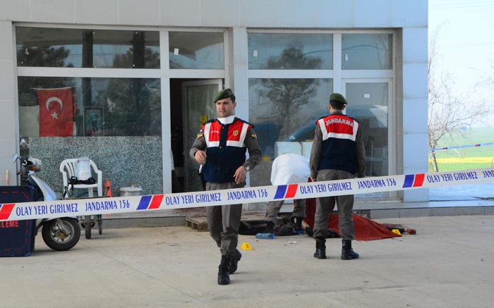 İstanbul'da vahşet! Arkadaşını baltayla öldürüp...