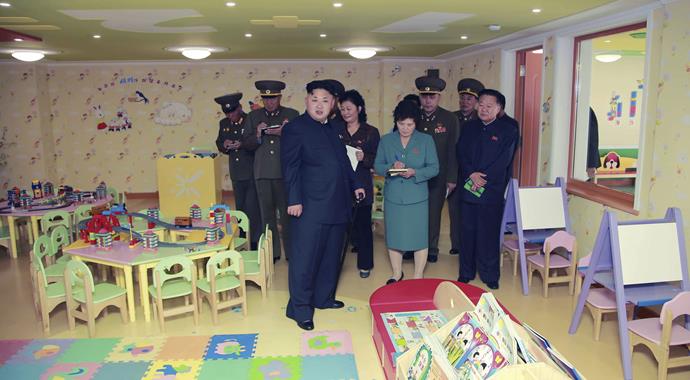 Kim Jong-un fena şaşırttı, onu hiç böyle görmediniz!