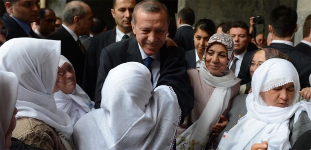 Başbakan Erdoğan o kadınları görünce...