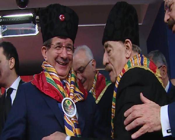 Başbakan'dan 'at' esprisi