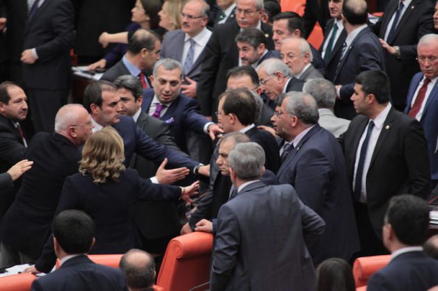 Başbakan Kılıçdaroğlu'na cevap verdi, tansiyon yükseldi