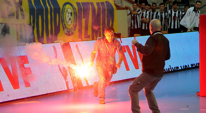 Fenerbahçe Beşiktaş maçı öncesi arbede