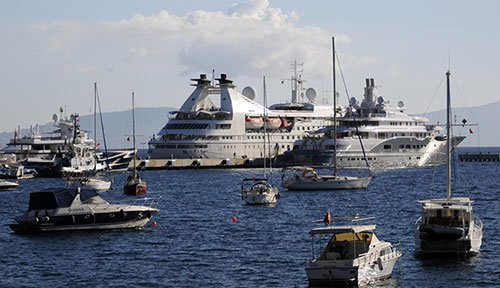 Dubai Şeyhi'nin lüks yatı Bodrum'da
