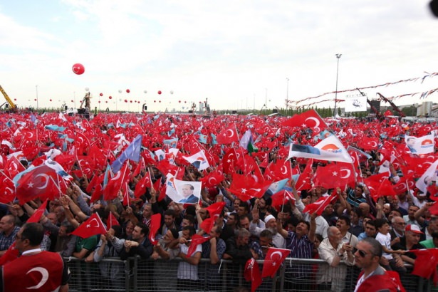 Fetih Şöleni'nde mahşeri kalabalık