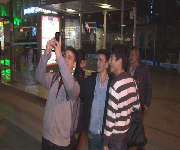 Bununla da selfie çekilir mi?