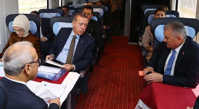 YHT, ilk seferi başladı