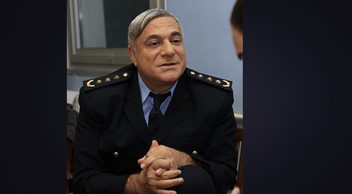 Yolanthe Cabau polis oldu!