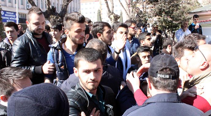 Yozgat'ta Kadınlar Günü etkinliğinde arbede çıktı