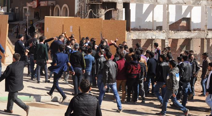 Yozgat'ta Kadınlar Günü etkinliğinde arbede çıktı