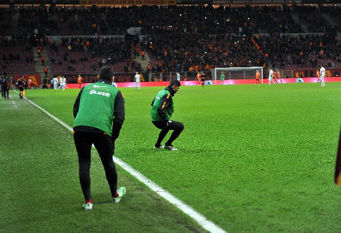 Arena'ya damga vuran an! Mücadele devam ederken...