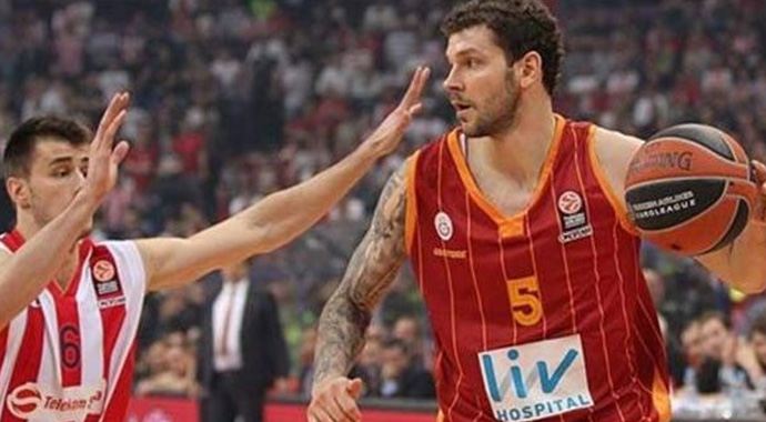 Galatasaray'ın yıldızı Barcelona'ya gidiyor