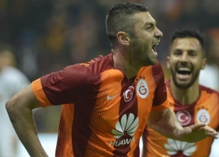 Galatasaray'ın yıldızı en iyi yerli golcülere aday