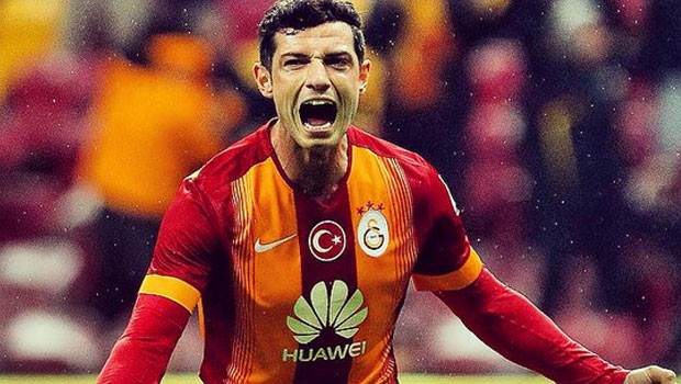 Galatasaray'da deprem! Tam 18 futbolcu yolcu