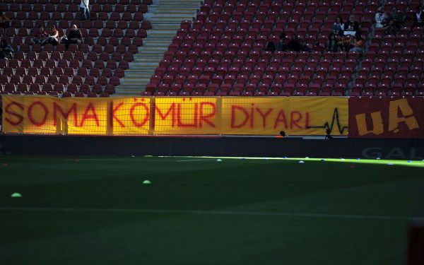 Galatasaray taraftarından Soma'ya destek