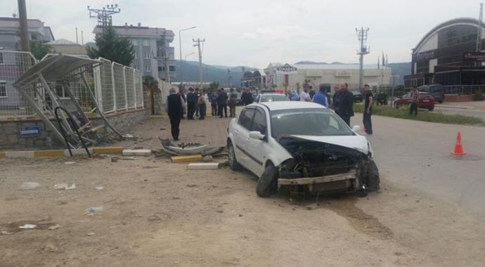 Bursa'da feci kaza: 5 yaralı
