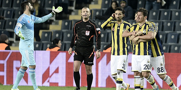 Emre Belözoğlu'ndan kırmızı kart açıklaması!