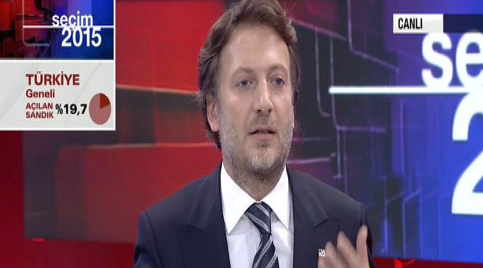 İlk sonuçlar gelince CNN Türk'te yüzler düştü