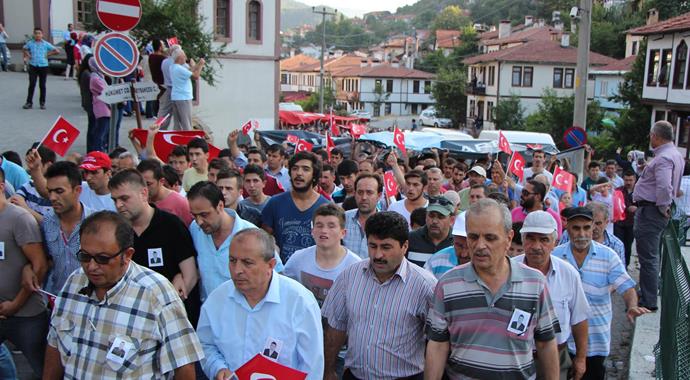 Göynük'te binler şehidimiz için yürüdü