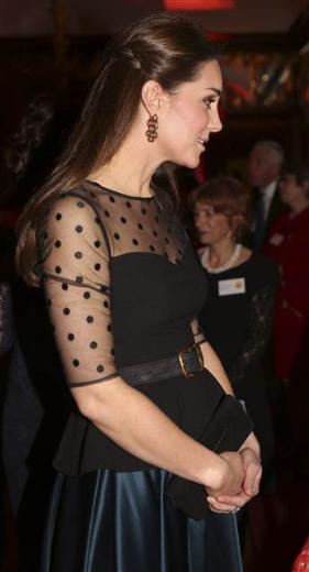 Kate Middleton'ın karnı büyüdü