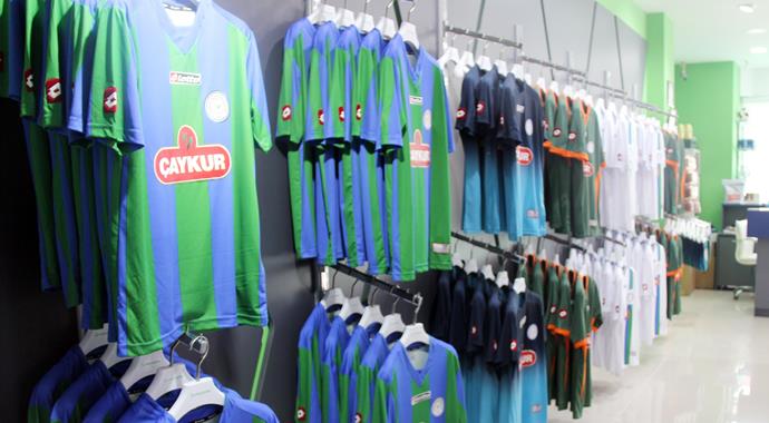 İşte Çaykur Rizespor'un yeni formaları