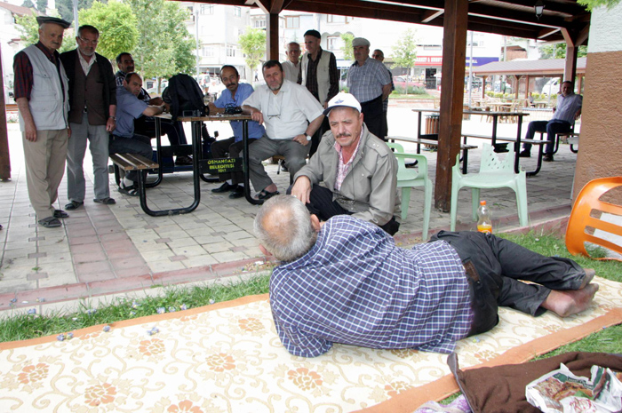 Ölümü böyle bekliyor!