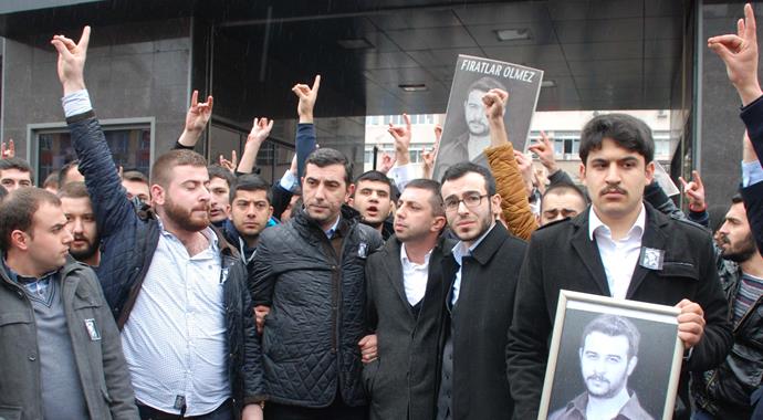 İki üniversitede gergin anlar