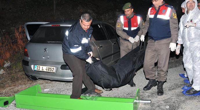 Antalya'da iki kişi öldürülmüş halde bulundu